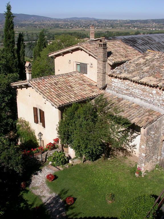Agriturismo I Mandorli Треві Екстер'єр фото