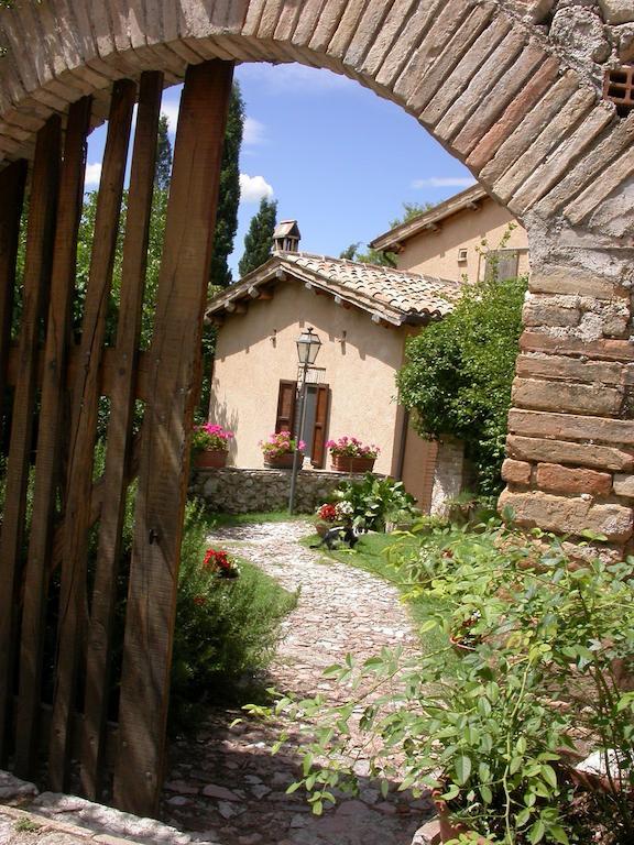 Agriturismo I Mandorli Треві Екстер'єр фото